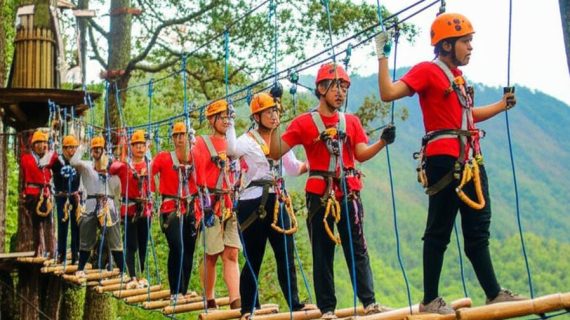 Mengukir Pengalaman Outbound di Lereng Arjuna Bersama Penyelengara Outbound di Malang