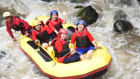 Tempat Outbound di Malang Kaliwatu Rafting: Serunya Petualangan dan Team Building di Alam Terbuka